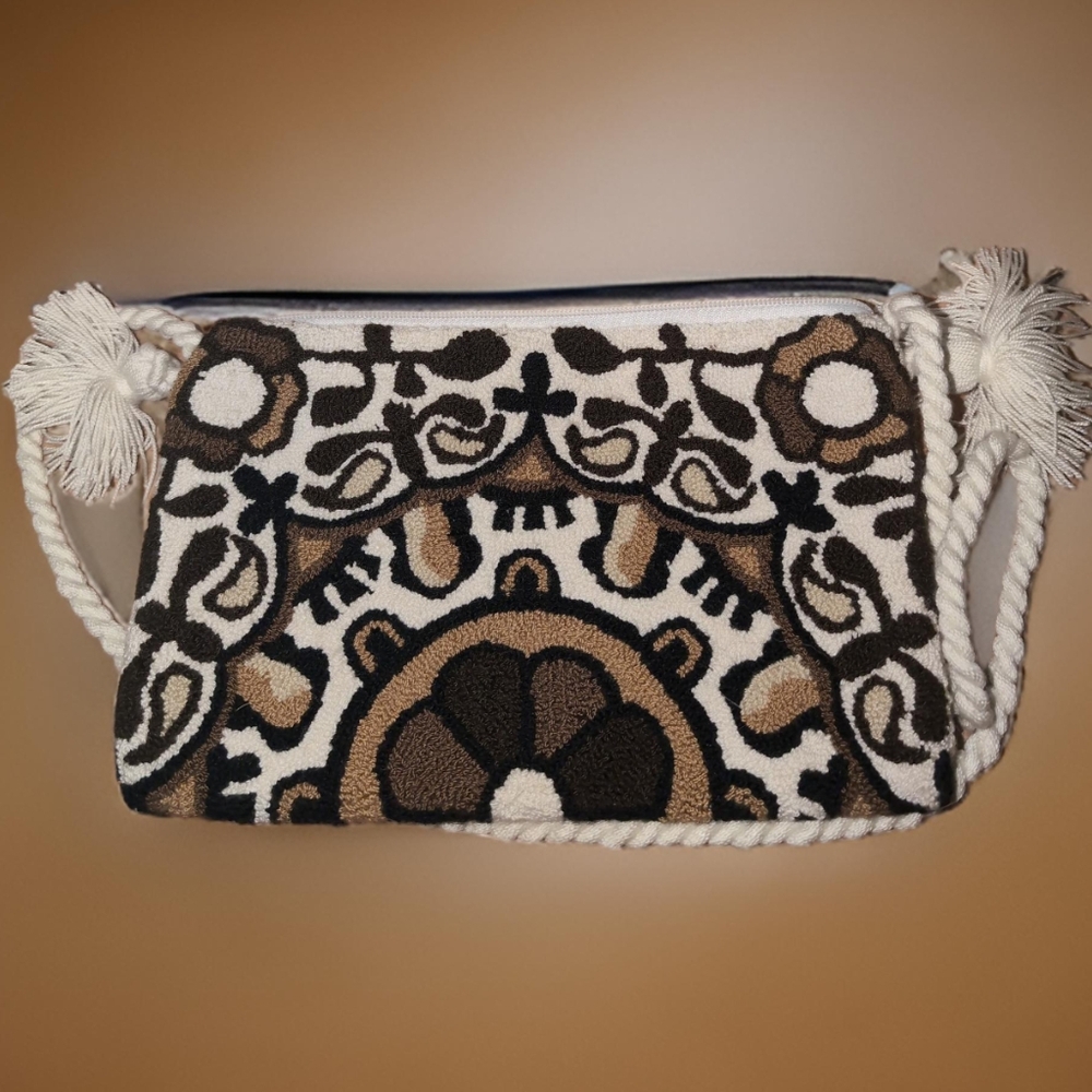Handmade Wayuu Punch Needle Cross-Body Purse